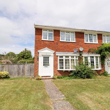 1 Westwood Close Cowes  Exterior photo